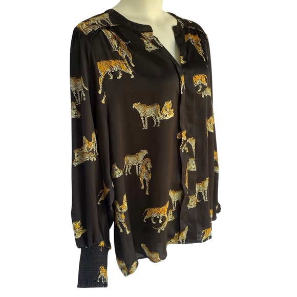 Easel Black Cheetah Tiger Print Long Sleeve Blouse Womens Plus Size 2X NWT Satin - Picture 3 of 12